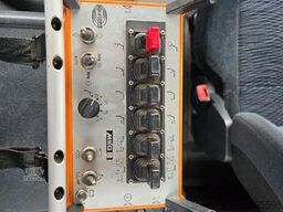 Mercedes-Benz Arocs 1832 KK 4x2 Kran MKG HLK 116 A3 Funk