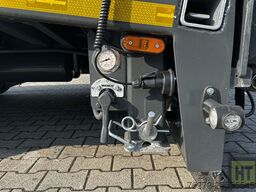 Meusburger 3-Achs-Tele-Semi-Radmulden-hydr. Rampen