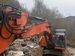 Atlas 260 LC Crawler Excavator with digging bucket