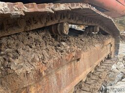 Atlas 260 LC Crawler Excavator with digging bucket