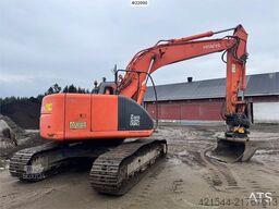 Hitachi ZX225USR crawler excavator w/ tiltrotator and grad