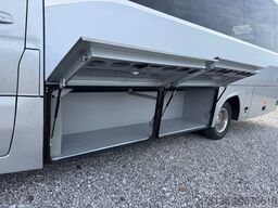 MERCEDES-BENZ Sprinter 519 CDI 35 Sitzplätze VIP Kofferraum