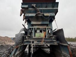 Svedala Roadmaster H4000 Rock crusher