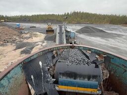 Svedala Roadmaster H4000 Rock crusher