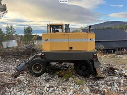 Åkerman EW230 wheeled excavator with two buckets and tiltr