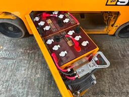 JCB S 1930 E Scheren Arbeitsbühne 7.500 EUR