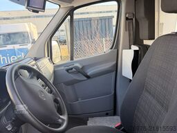 Mercedes-Benz Foodtruck, Imbisswagen, Food Truck mit neuer Küche und Ausstattung