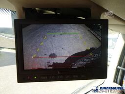 Renault Premium 280 dxi 4x2 fuel tank 13.6 m3 / 4 comp