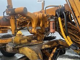 Caterpillar 140G grader. WATCH VIDEO