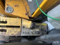 Caterpillar 140G grader. WATCH VIDEO
