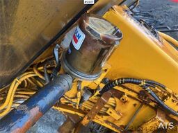 Caterpillar 140G grader. WATCH VIDEO