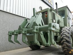Caterpillar 130G Ex-army