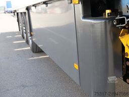 SCHMITZ CARGOBULL SKO 24/TK SLX i 300/DOPPELSTOCK /BLUMEN/LBW 2000