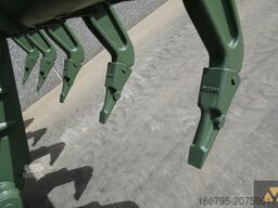 Caterpillar 130G Ex-army