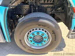 MERCEDES-BENZ AROCS 3740 8x4 Betonmischer EUROMIX 10 m³