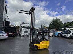 FIAT XF 18 3 Elektro Seitenschieber