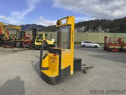 JUNGHEINRICH EJC Z 16 Hochubwagen