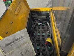 JUNGHEINRICH EJC Z 16 Hochubwagen