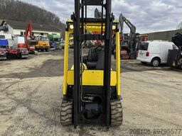 HYSTER J2.2 XN Triplex Seitenschieber Freihubmast