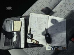 VOLKSWAGEN T5 Caravelle Lang 2.5 TDI Klima Navi Tempomat