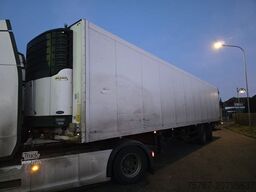 SCHMITZ CARGOBULL City Tiefkühler, 2. Achs drehbar, 3 to Ladebordw