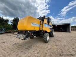 New Holland CSX7070