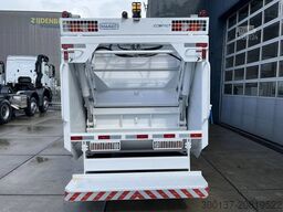 Mercedes-Benz Accelo 815 4x2 Garbage Compactor (2 units) Acce...