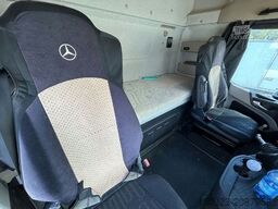 Mercedes-Benz Mercedes Actros 1851