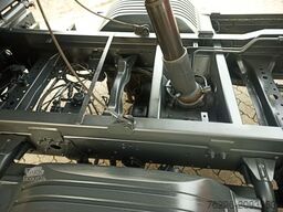 MERCEDES-BENZ 815 Atego Dreiseitenkipper Atlas 60.1 Kran Greif