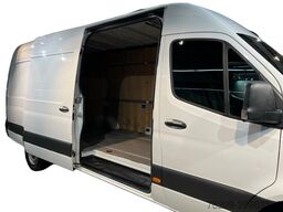 Mercedes-Benz Sprinter 317 Kasten MBUX+AHK+Cam+Navi+AUT+Distr