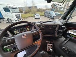 VOLVO FM330 6X2