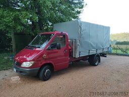 Mercedes-Benz Sprinter 313