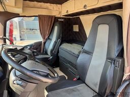VOLVO 8x2*6 Sawo tipper / Hiab X-DUO 102 E-2