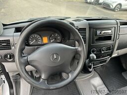 Mercedes-Benz Sprinter 519 CDI DoKa Koffer 3,5 to AHK Last