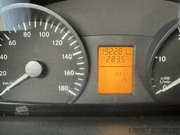 Mercedes-Benz Sprinter 519 CDI DoKa Koffer 3,5 to AHK Last