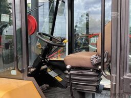 JCB 940-4