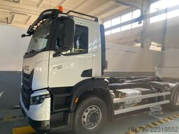 Iveco X-Way AT280X46Y/PS / 2026 / HIAB 21 t