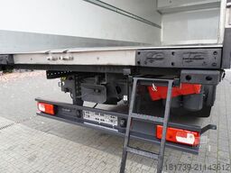 DAF XF 450 6×2 E6 / Refrigerator Lacapit/FRC