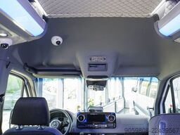 Mercedes-Benz Sprinter 517