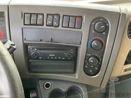 Renault MIDLUM 240-12 Autotransporter met oprijrampen