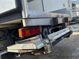 Mercedes-Benz Atego 818