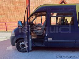 Nissan Interstar