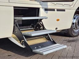 Mercedes-Benz Morelo Palace Liner 97 GO Slide-Out 300pk Slide...