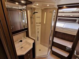 Mercedes-Benz Morelo Palace Liner 97 GO Slide-Out 300pk Slide...