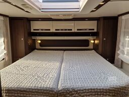 Mercedes-Benz Morelo Palace Liner 97 GO Slide-Out 300pk Slide...