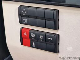 Mercedes-Benz Morelo Palace Liner 97 GO Slide-Out 300pk Slide...