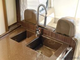 Mercedes-Benz Morelo Palace Liner 97 GO Slide-Out 300pk Slide...