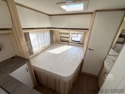 HOBBY De Luxe 560 KMFe 3-er Etagenbett 2.000 kg