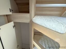 HOBBY De Luxe 560 KMFe 3-er Etagenbett 2.000 kg