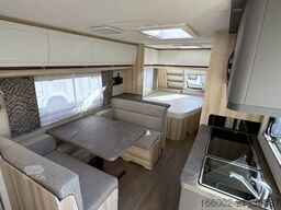 HOBBY De Luxe 560 KMFe 2000 kg LAST CALL